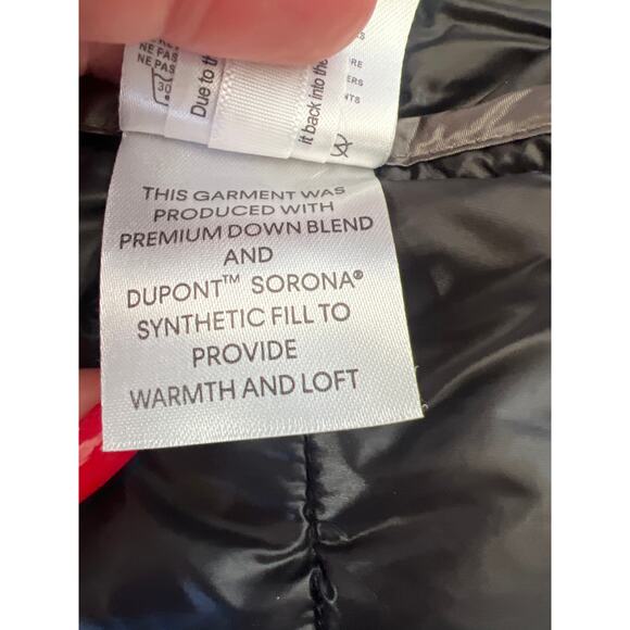 CALVIN KLEIN Women's Packable Hooded Down Puffer Coat Shiny
Navy Blue Small - Picture 12 of 15